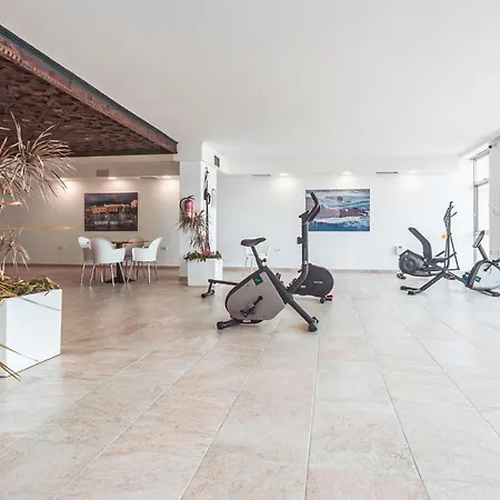 Stunning Apartment In Puerto De La Cruz With Outdoor Swimming Pool, Wifi And 1 Bedrooms Apartment